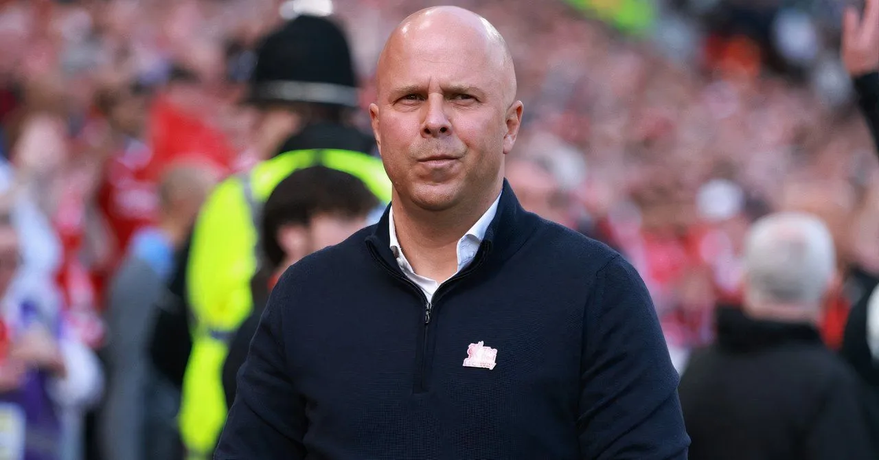 Huấn luyện viên Arne Slot, người đã dẫn dắt Liverpool giành chức vô địch Premier League mùa này