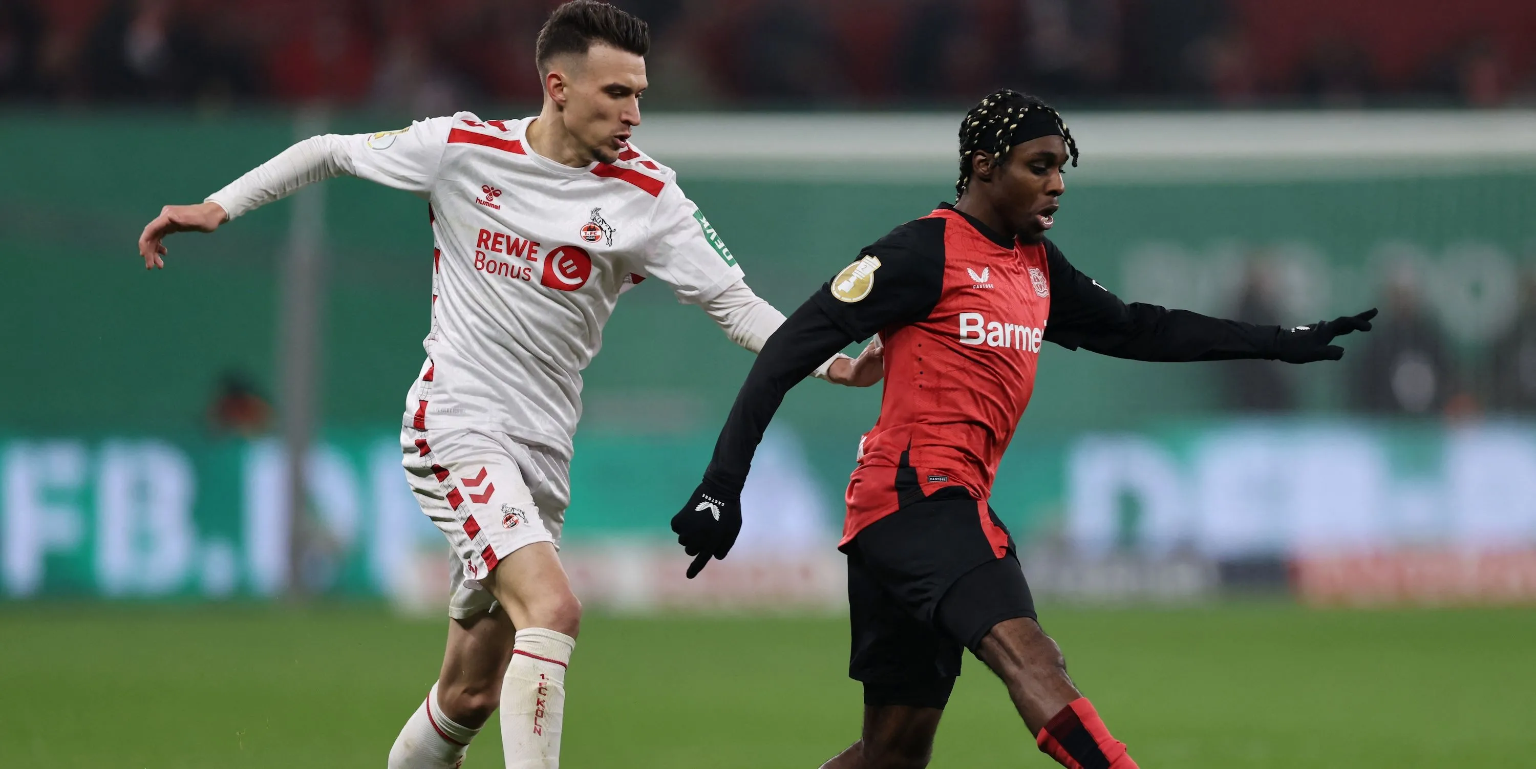 Jeremie Frimpong trong màu áo Bayer Leverkusen được cho là mục tiêu của Liverpool