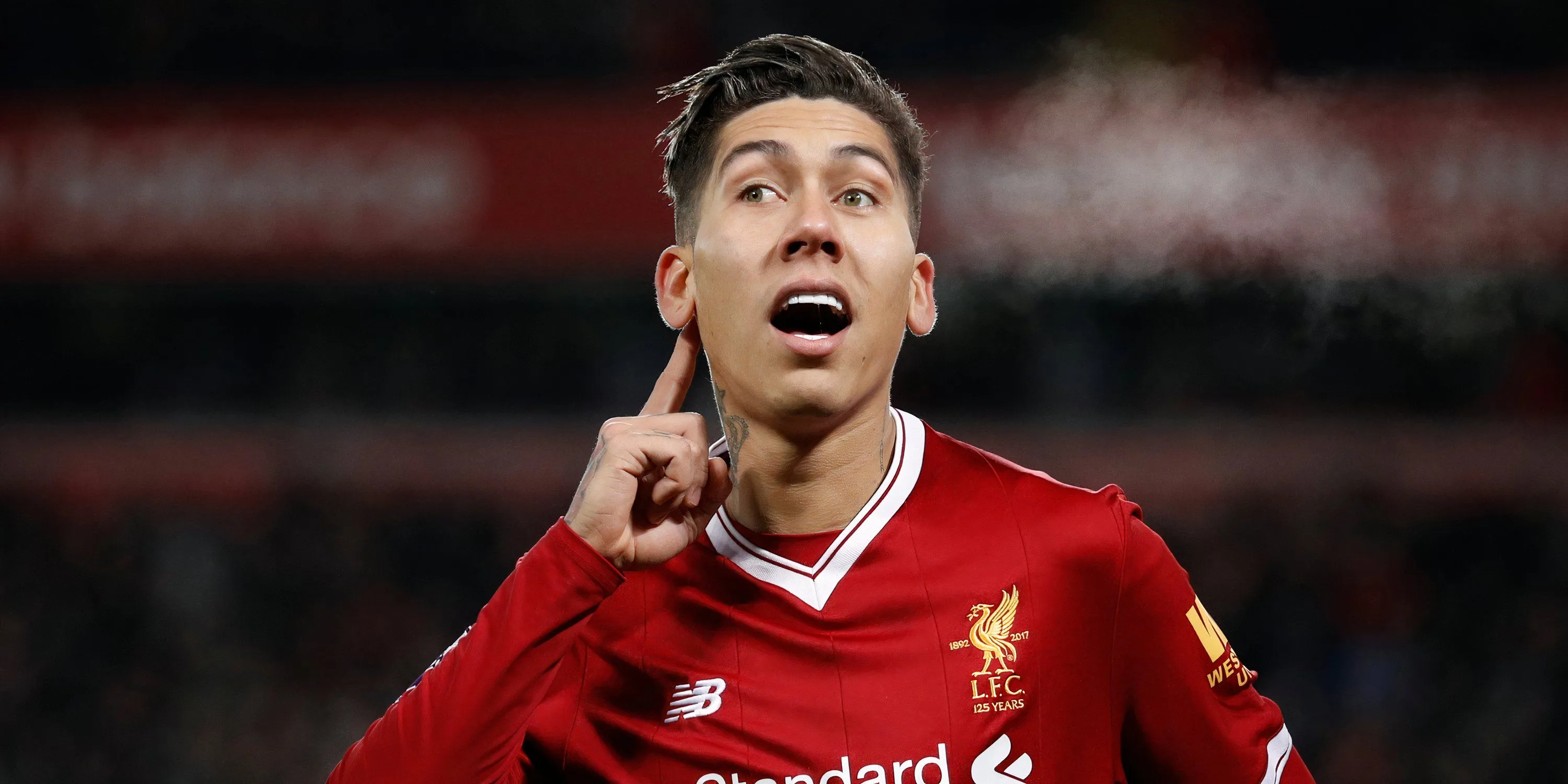 Roberto Firmino trong màu áo Liverpool tại Premier League.