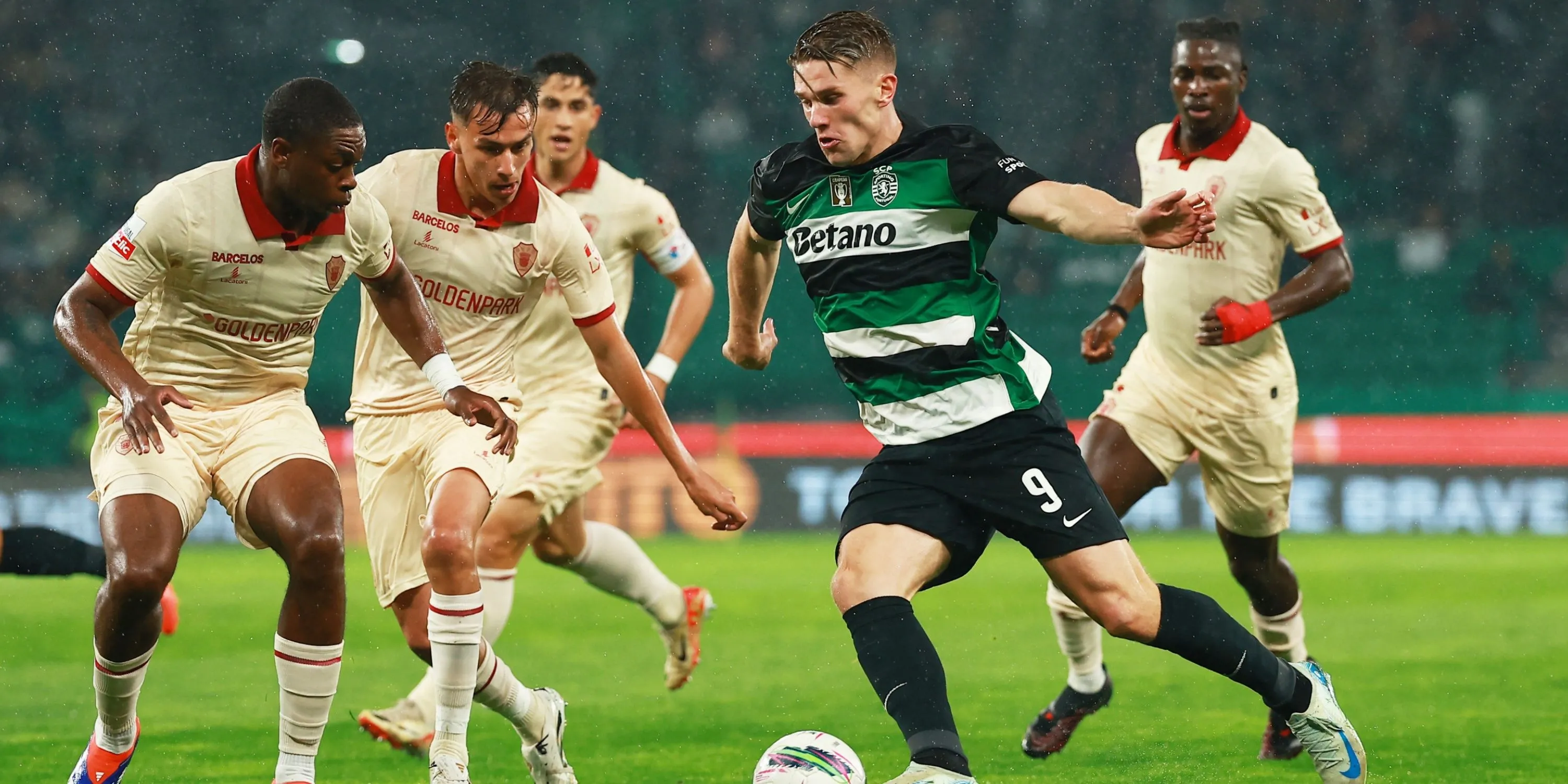 Tiền đạo Viktor Gyokeres thi đấu cho Sporting CP
