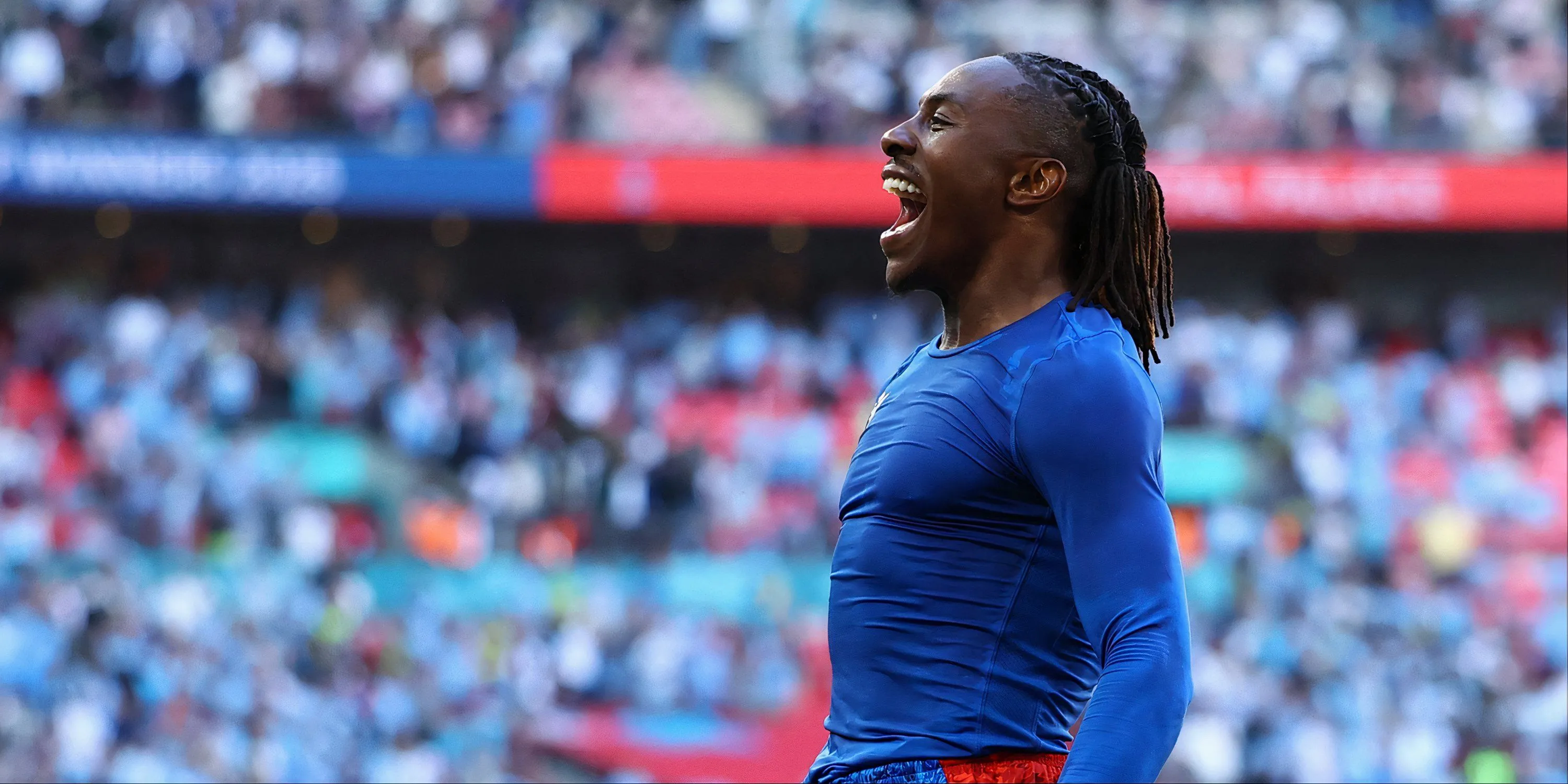 Tiền vệ Eberechi Eze của Crystal Palace được liên kết với Tottenham