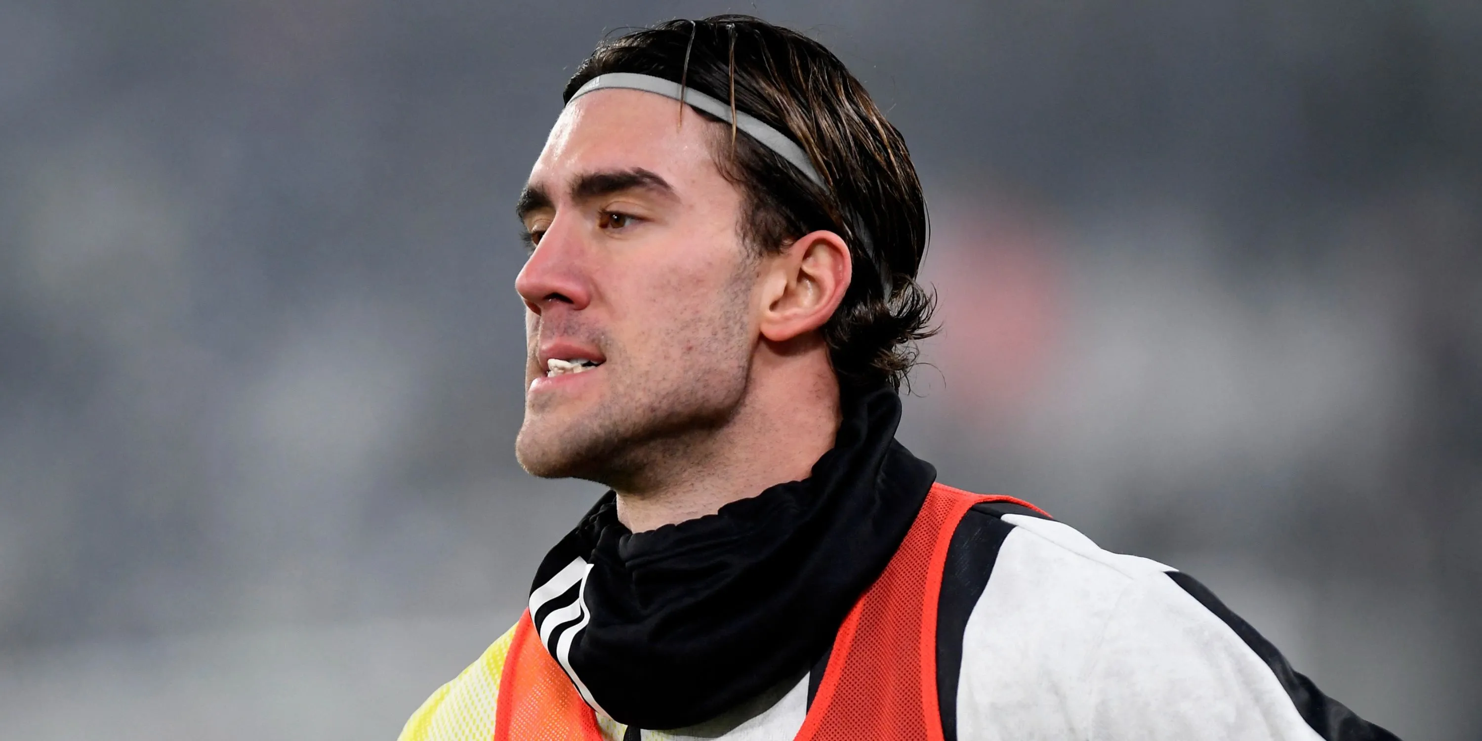 Tiền đạo Dusan Vlahovic của Juventus thi đấu tại Serie A