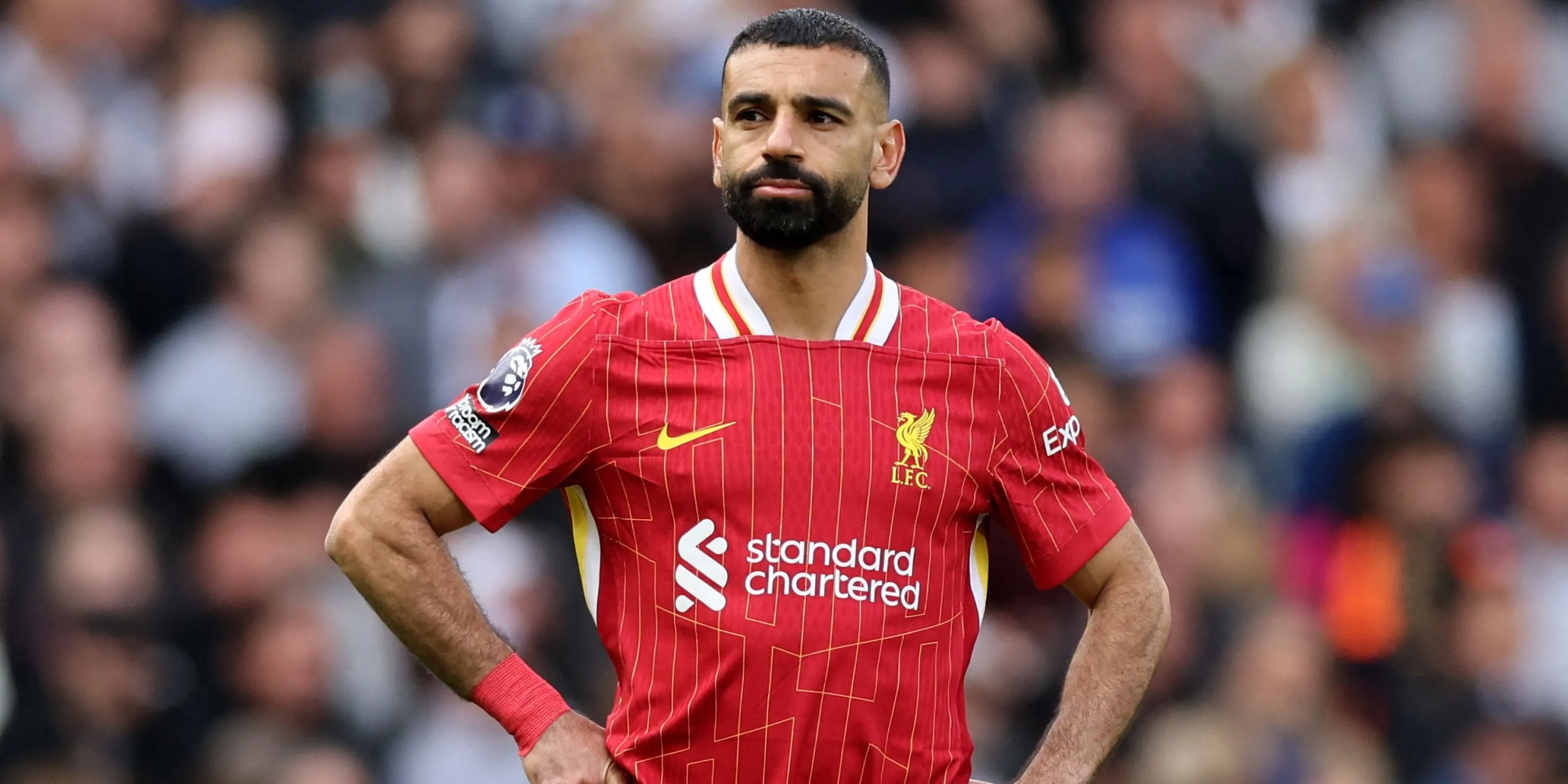 Tiền đạo Mohamed Salah của Liverpool phản ứng sau khi đội nhà thủng lưới