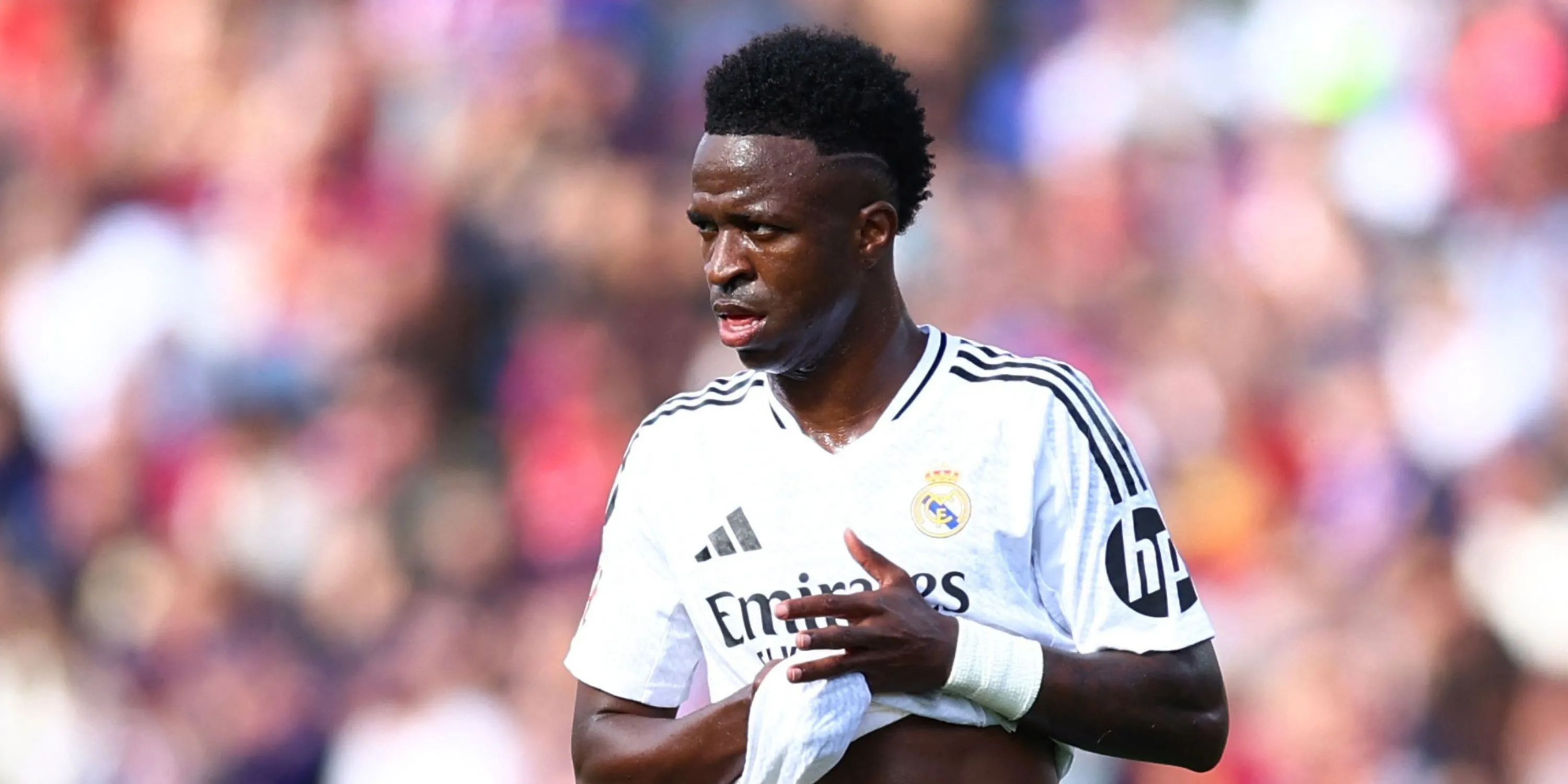 Vinicius Jr - Cầu thủ Real Madrid được so sánh với tài năng trẻ Igor Jesus của Botafogo mà Forest đang theo đuổi.