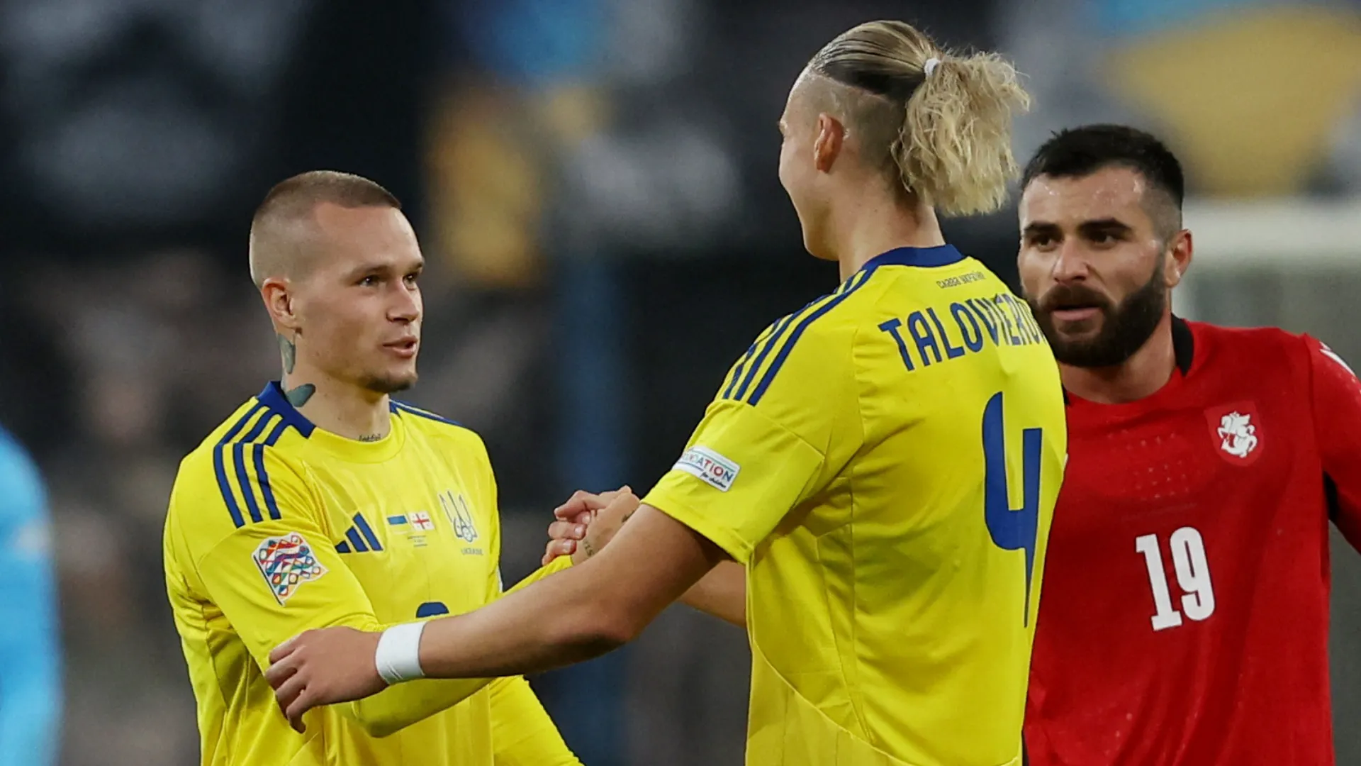 Maksym Talovierov thi đấu trong màu áo đội tuyển Ukraine