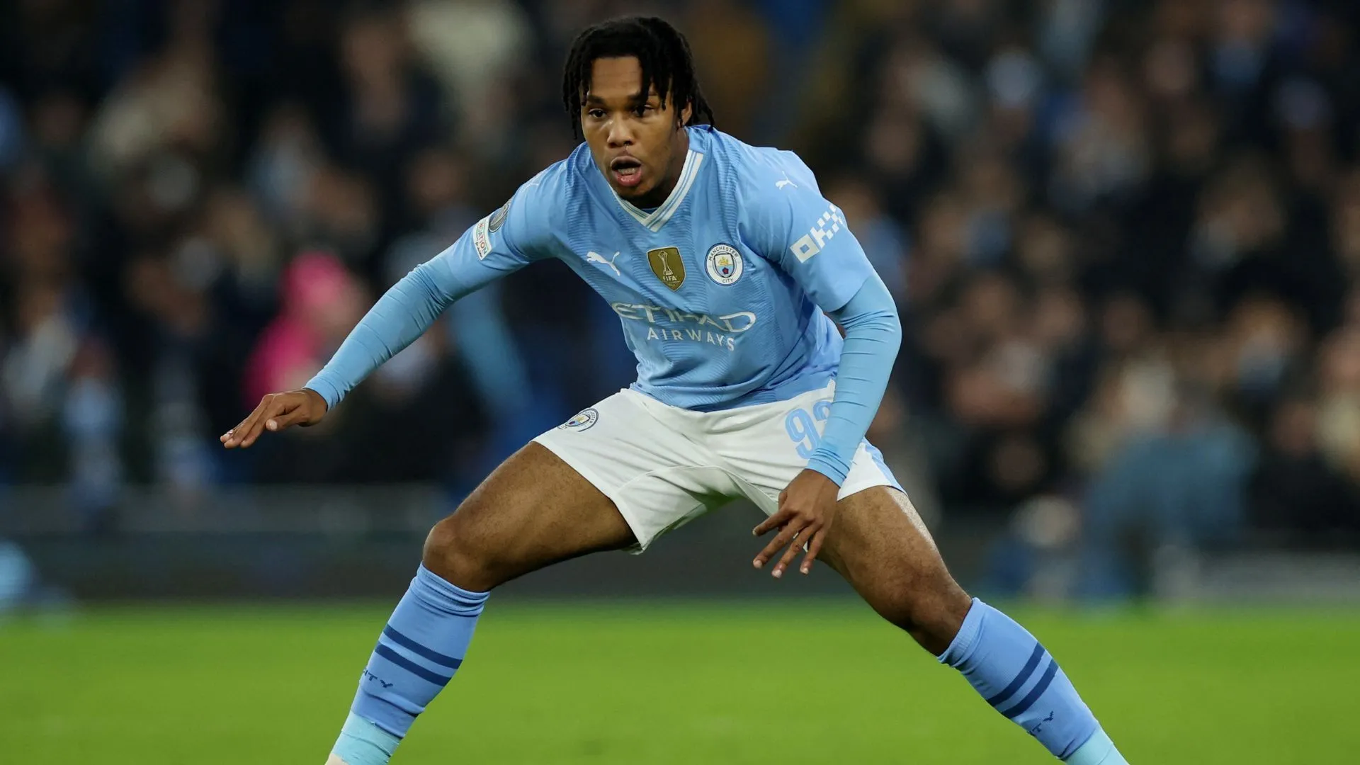 Tiền vệ Micah Hamilton trong màu áo Manchester City trước khi chuyển đến Middlesbrough