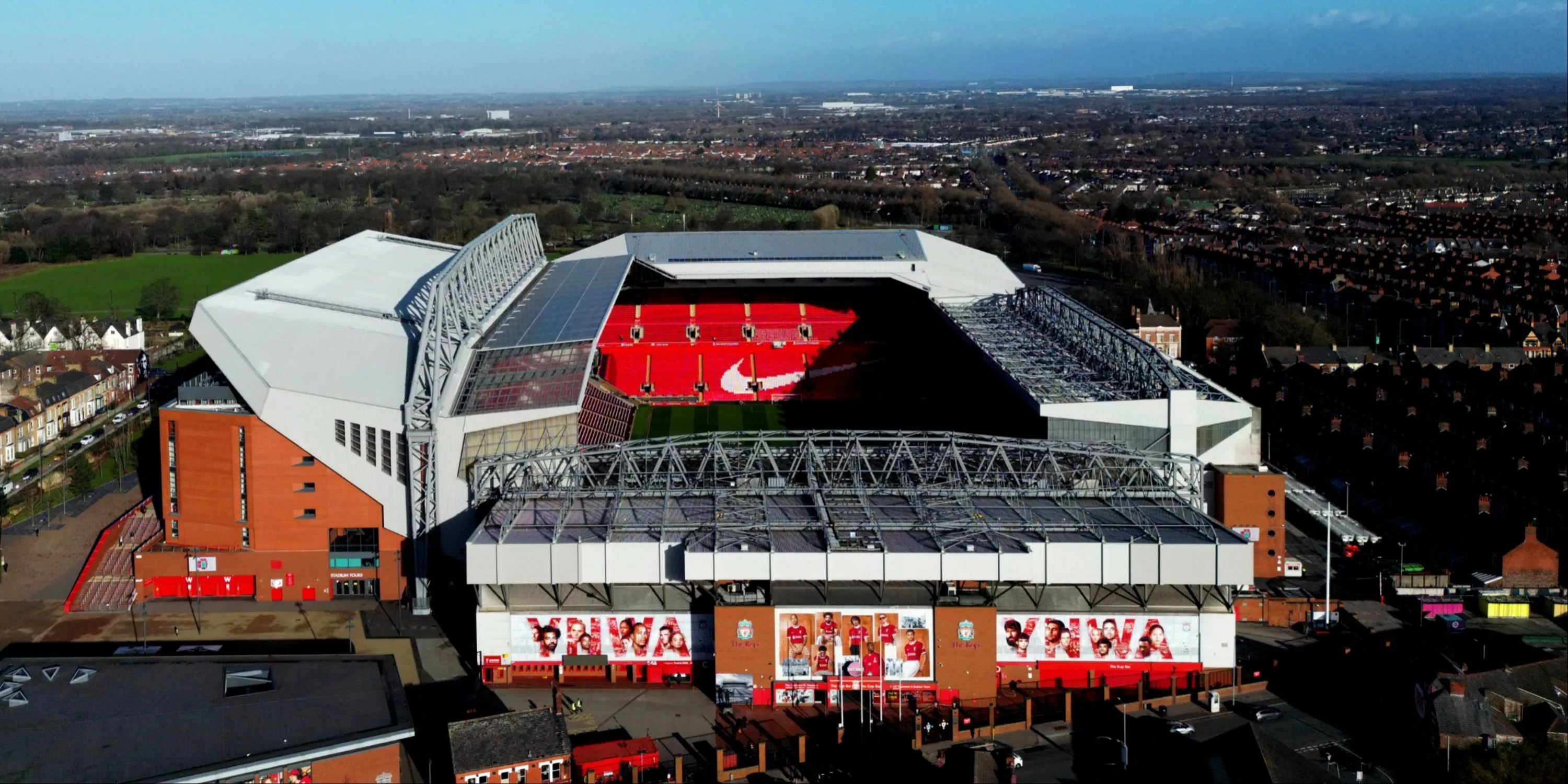 Toàn cảnh sân vận động Anfield của Liverpool