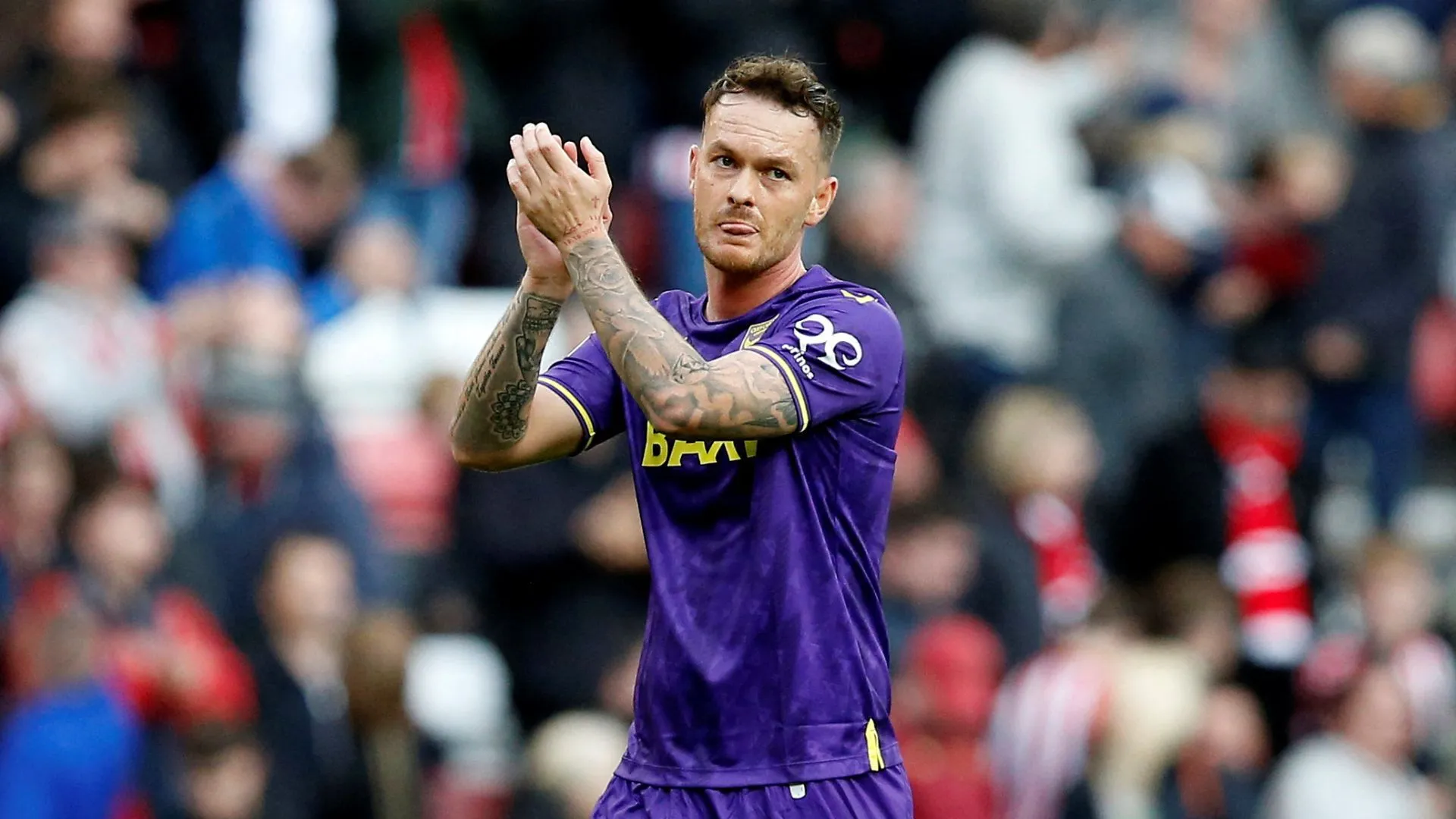 Trận đấu giữa Sunderland và Oxford United tại Championship