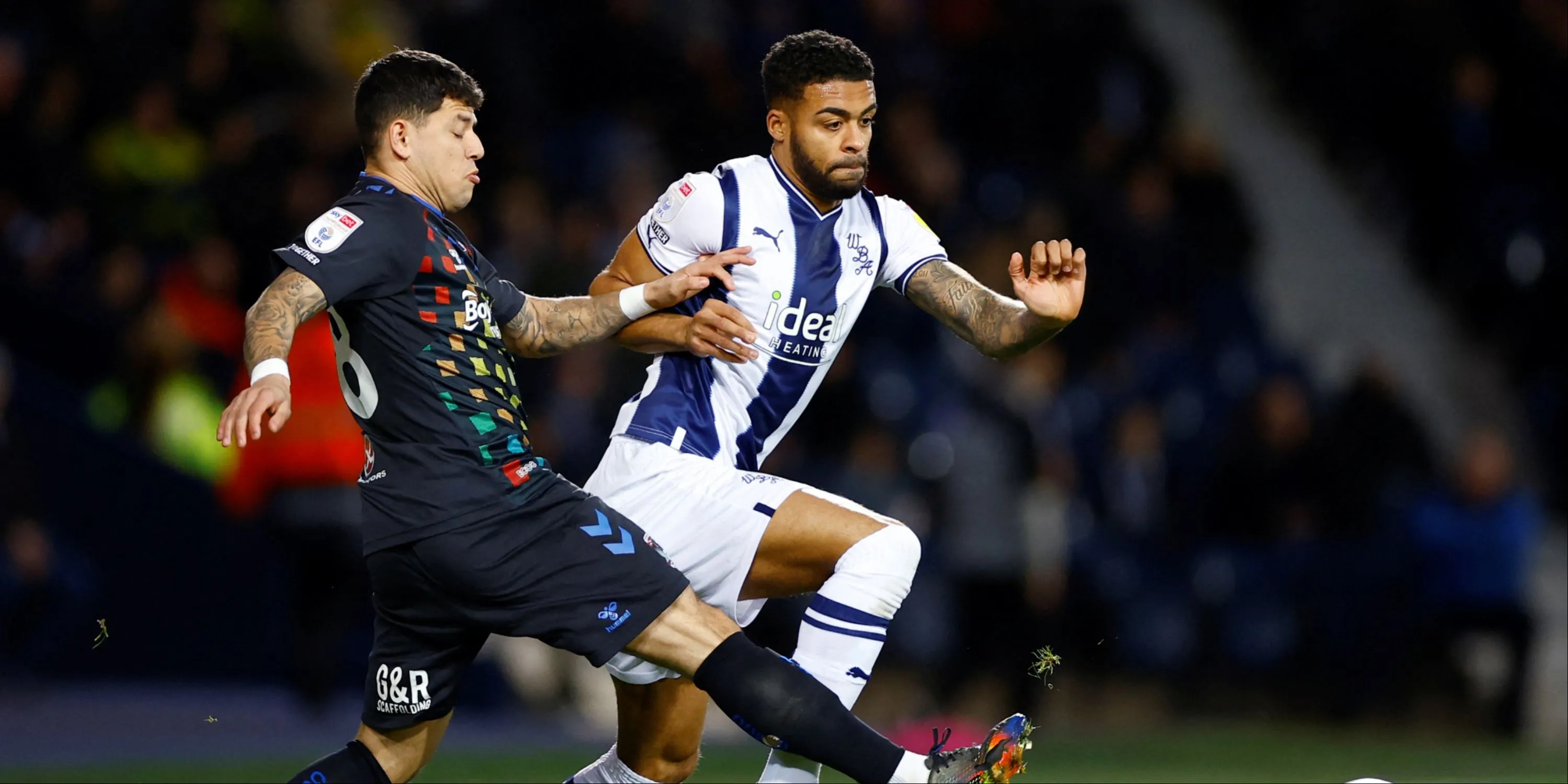 Darnell Furlong, hậu vệ phải hiện tại của West Brom, đối thủ cạnh tranh tiềm năng của Charlie Tasker
