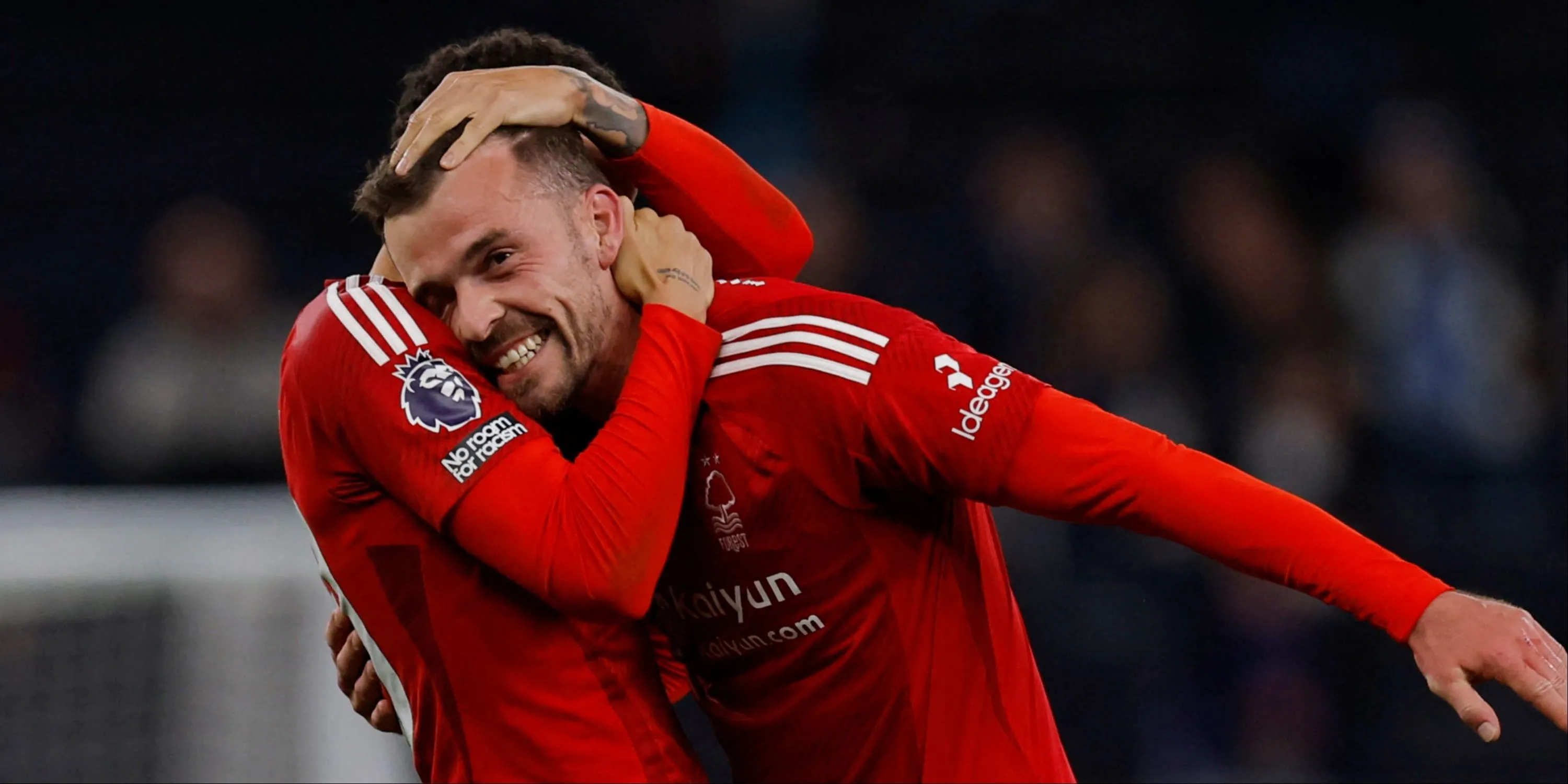 Hậu vệ Harry Toffolo trong màu áo Nottingham Forest, mục tiêu chuyển nhượng hụt của West Brom