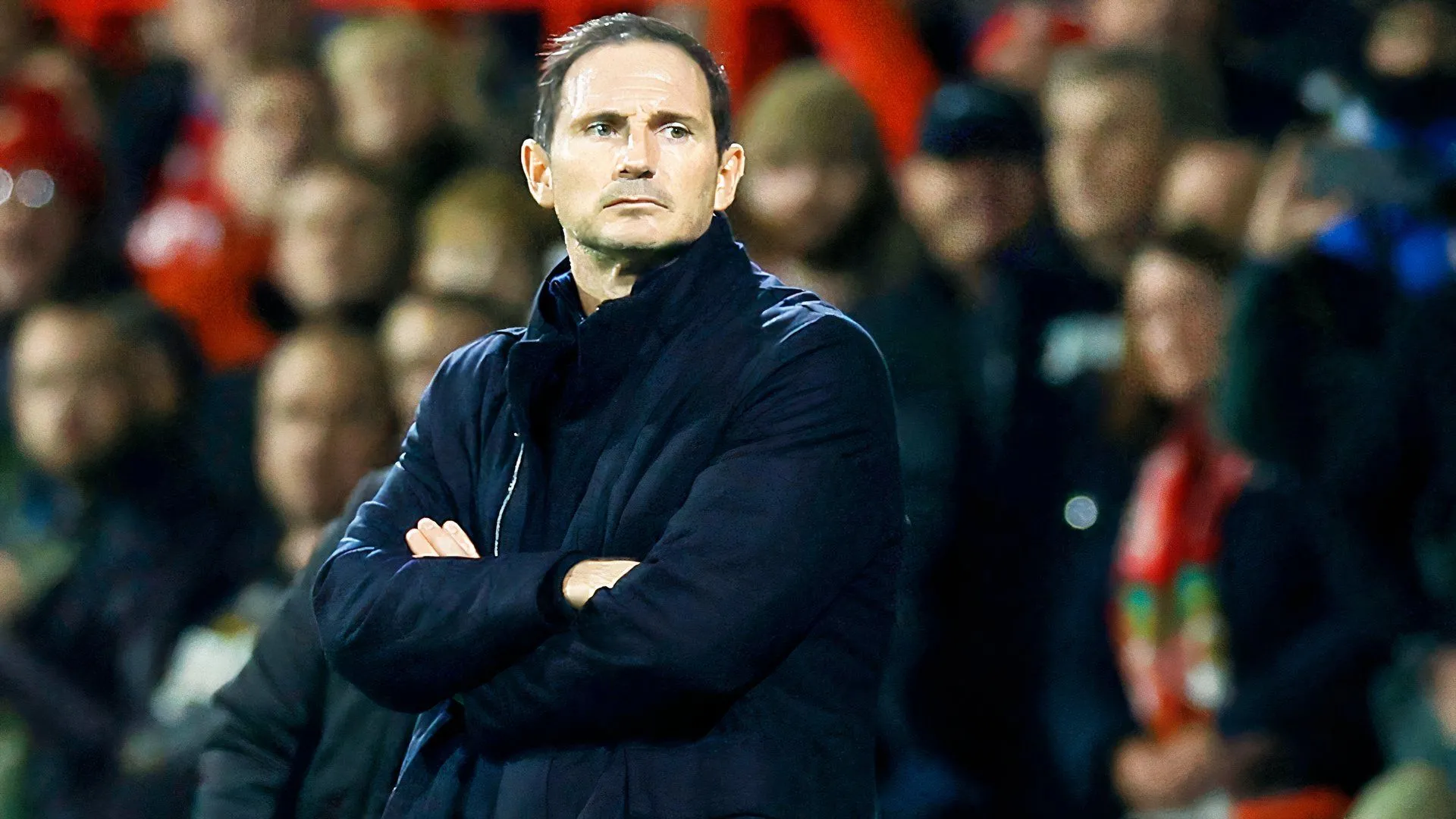 Largie Ramazani chuẩn bị thi đấu cho Leeds United tại Championship mùa trước